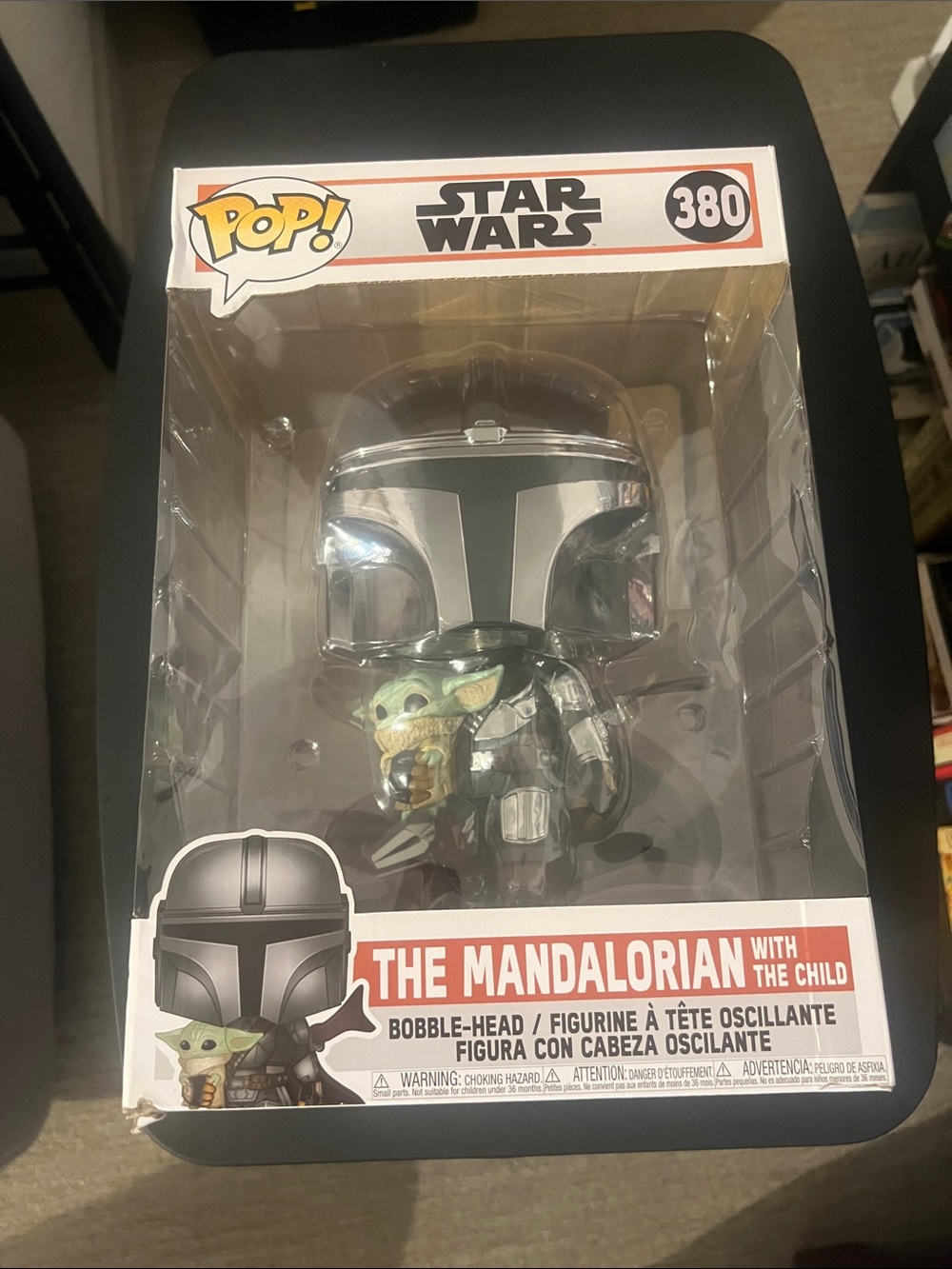 Jumbo Funko Pop #380 Star Wars The Mandalorian with the Child